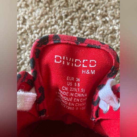 H&M Divided Red & Black Cheetah Print Canvas Sneakers - Picture 6 of 6